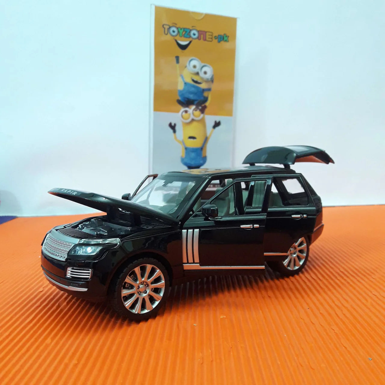 Metal Body Range Rover With Lights and Sound